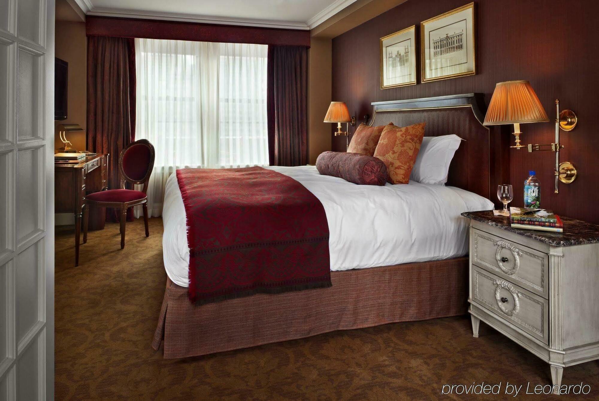 Hotel Plaza Athenee New York Eksteriør billede